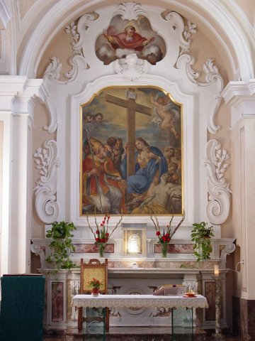 interno chiesa croce 